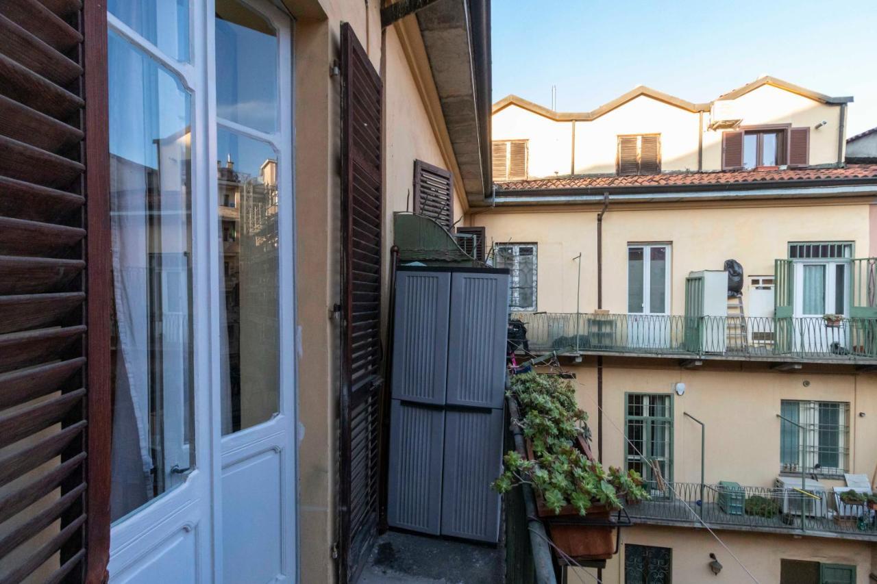 Porta Nuova & San Salvario Roomy Flat トリノ エクステリア 写真