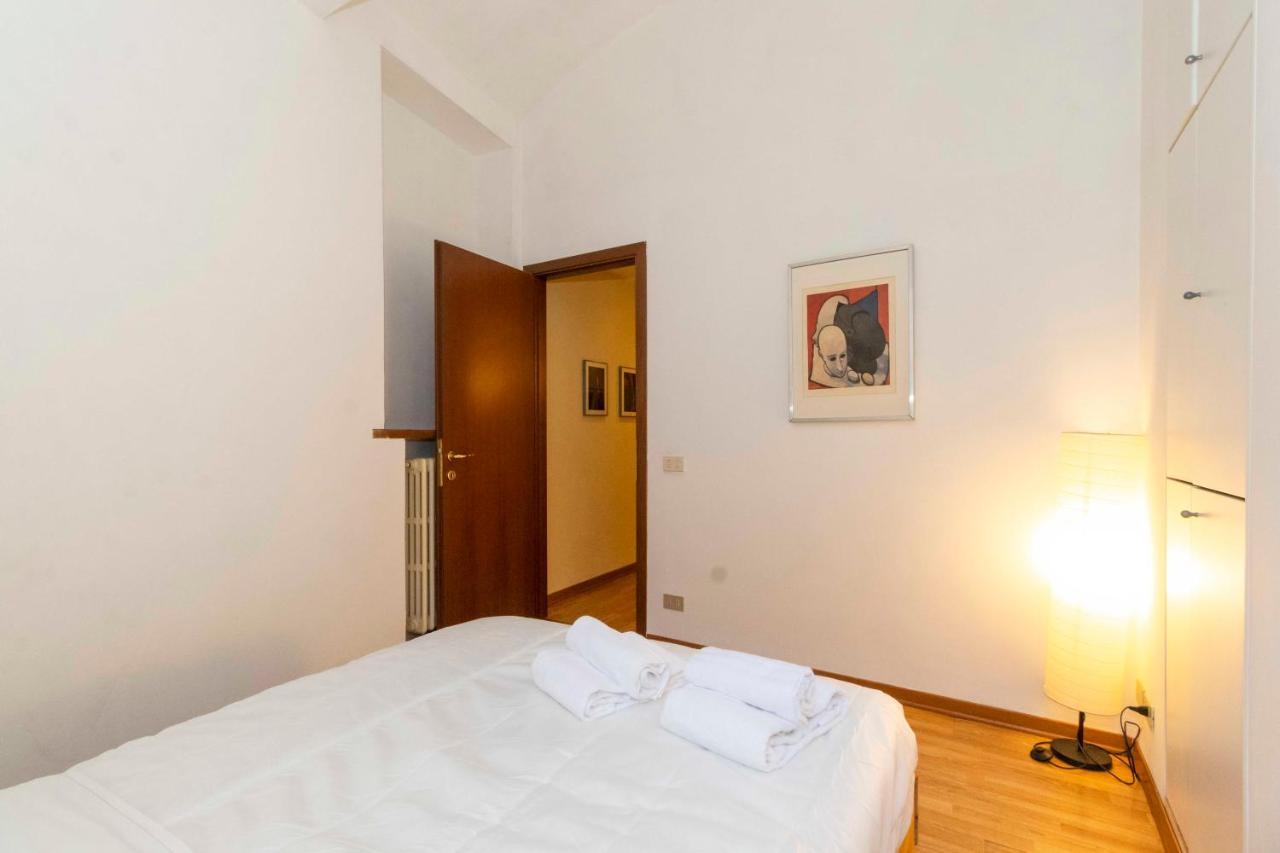 Porta Nuova & San Salvario Roomy Flat トリノ エクステリア 写真
