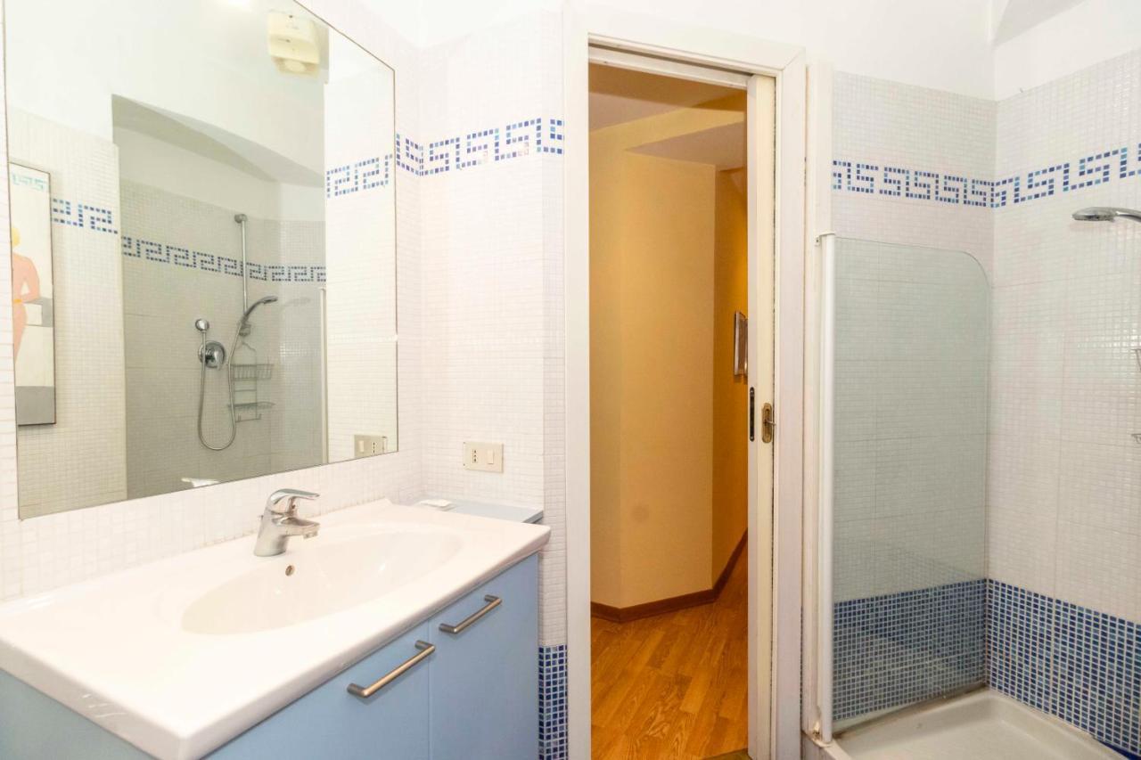 Porta Nuova & San Salvario Roomy Flat トリノ エクステリア 写真